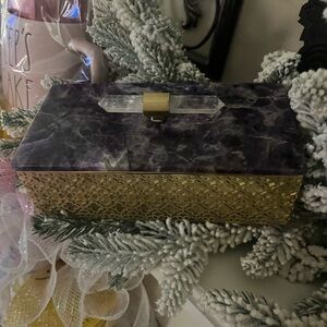 Kendra Scott Jewlery Box